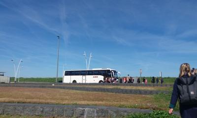 Een bus vol leerlingen van De Lonneboot in Nieuw- en Sint Joosland reed half mei de Westerscheldetunnel door om aan te komen in Terneuzen.